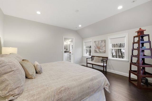 847 Massachusetts Ave, Lexington, MA 02420