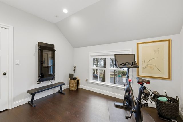 847 Massachusetts Ave, Lexington, MA 02420