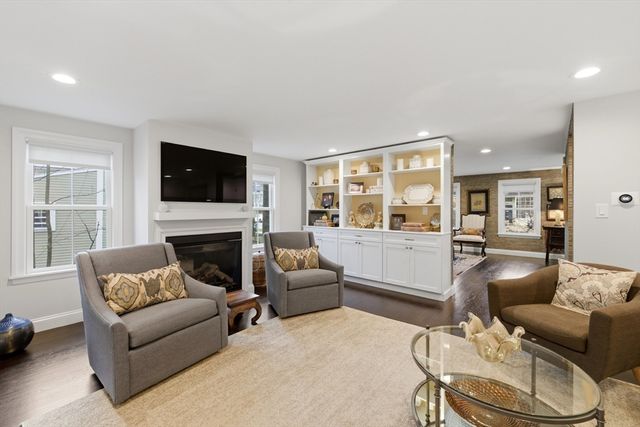 847 Massachusetts Ave, Lexington, MA 02420