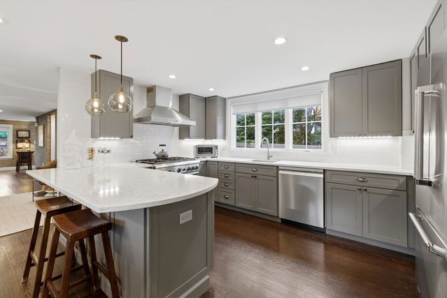 847 Massachusetts Ave, Lexington, MA 02420