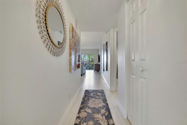 5775 PARK STREET N 402, St Petersburg, FL 33709