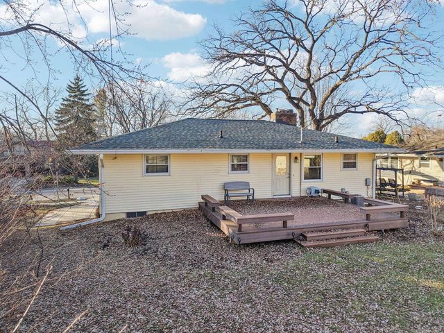 6202 Winnequah Road, Monona, WI 53716