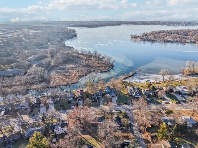 6202 Winnequah Road, Monona, WI 53716