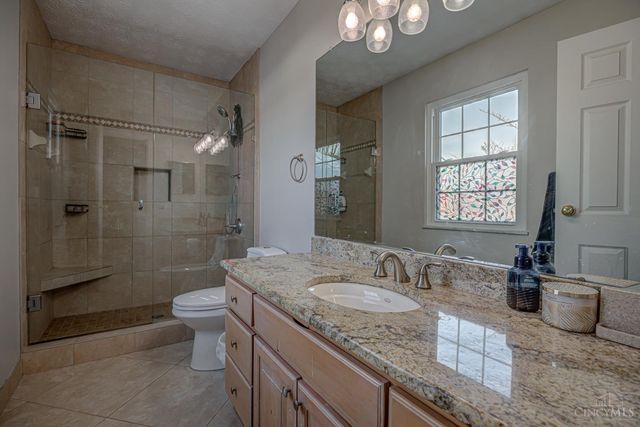 52 Applewood Drive, Fairfield, OH 45014