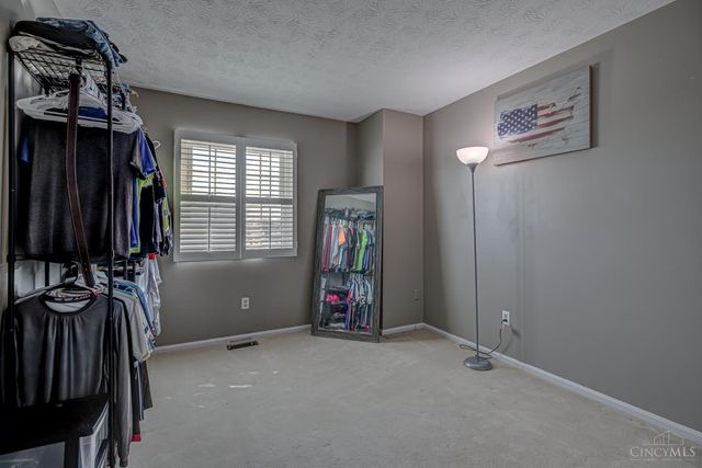 52 Applewood Drive, Fairfield, OH 45014