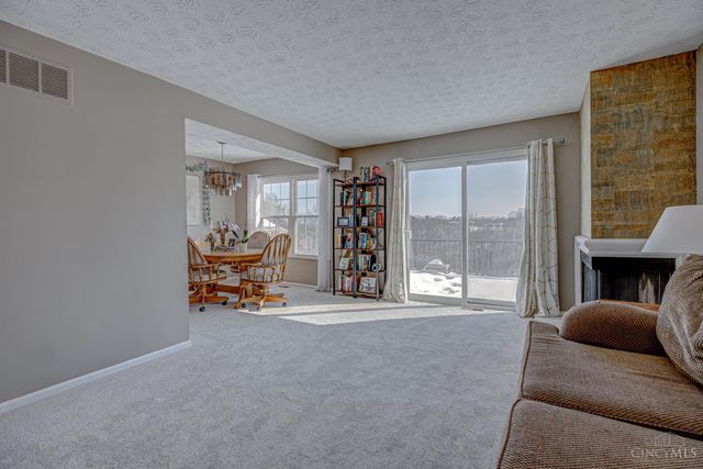 52 Applewood Drive, Fairfield, OH 45014