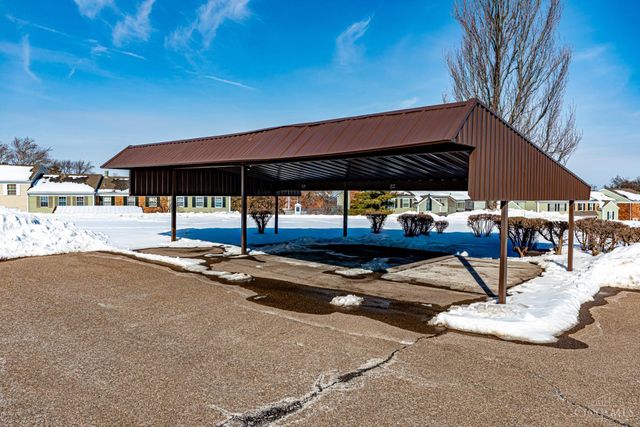 52 Applewood Drive, Fairfield, OH 45014