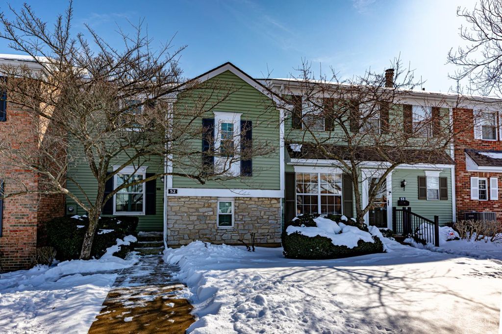 52 Applewood Drive, Fairfield, OH 45014