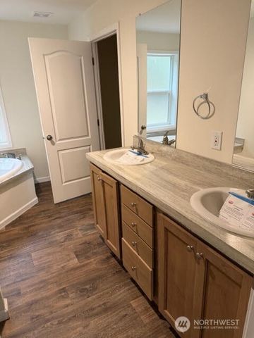 150 E Willopa Road, Shelton, WA 98584