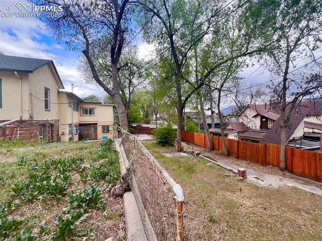 3137 Pikes Peak Avenue, Colorado Springs, CO 80904