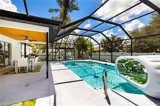 1804 SW 29th TER, Cape Coral, FL 33914
