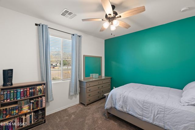 16081 N Columbus Boulevard, Tucson, AZ 85739