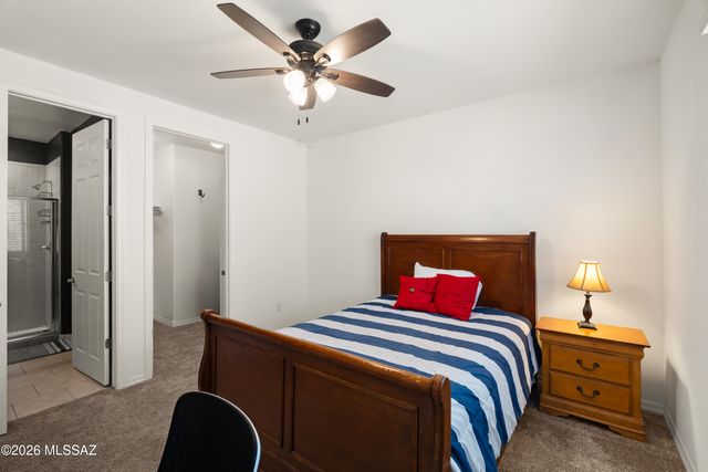 16081 N Columbus Boulevard, Tucson, AZ 85739