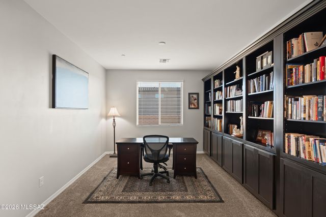 16081 N Columbus Boulevard, Tucson, AZ 85739