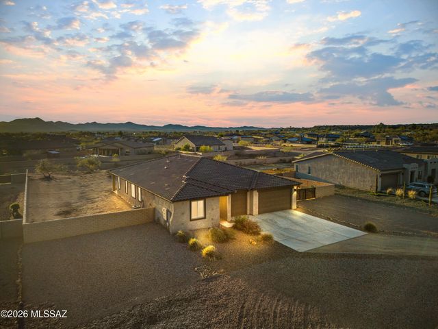 16081 N Columbus Boulevard, Tucson, AZ 85739