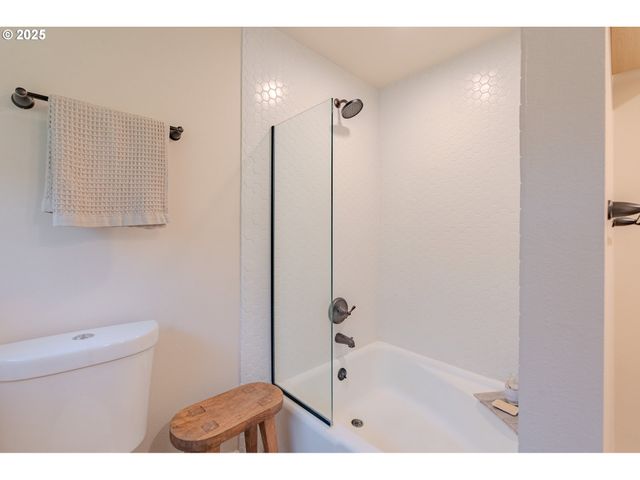 20908 Ne 67TH Ave, Battle Ground, WA 98604