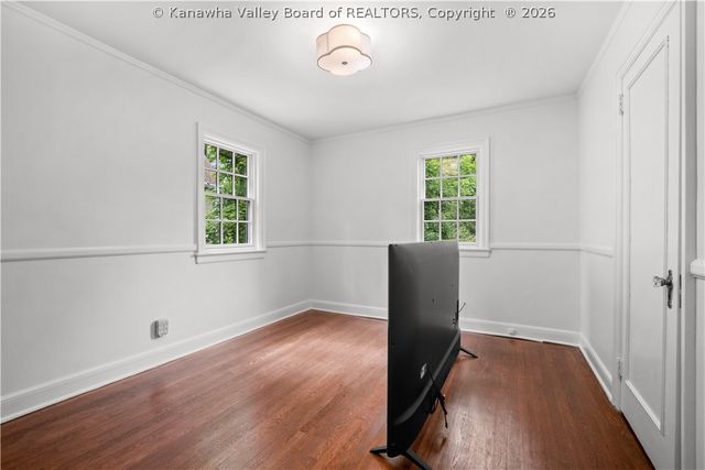 728 Myrtle Road, Charleston, WV 25314