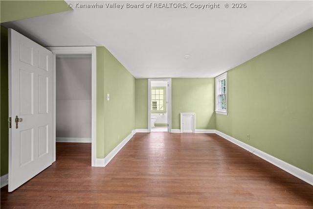 728 Myrtle Road, Charleston, WV 25314