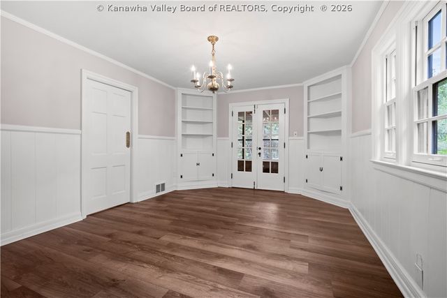 728 Myrtle Road, Charleston, WV 25314