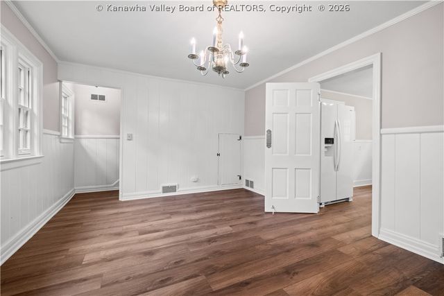 728 Myrtle Road, Charleston, WV 25314
