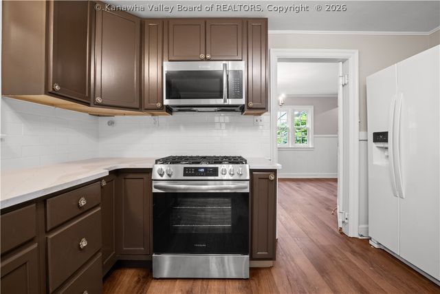 728 Myrtle Road, Charleston, WV 25314