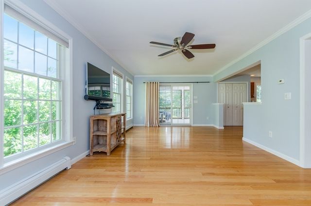 43 Converse Rd, Marion, MA 02738