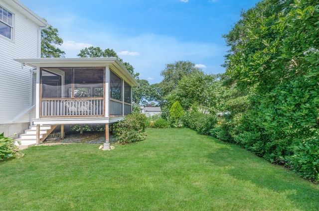 43 Converse Rd, Marion, MA 02738