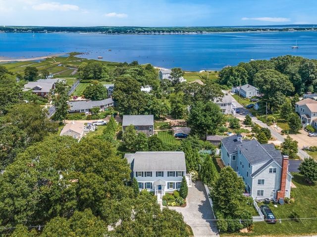 43 Converse Rd, Marion, MA 02738