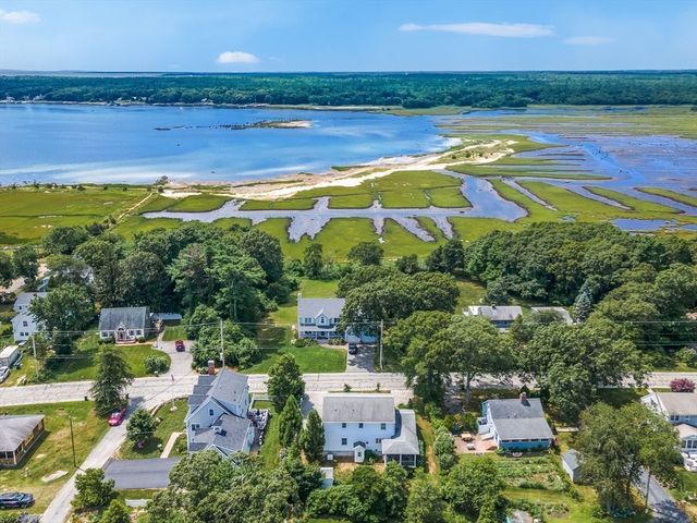 43 Converse Rd, Marion, MA 02738