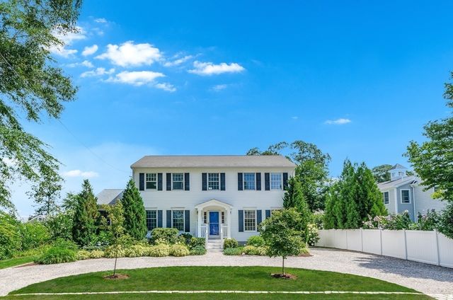 43 Converse Rd, Marion, MA 02738