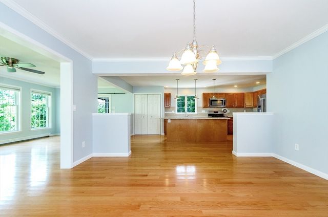 43 Converse Rd, Marion, MA 02738