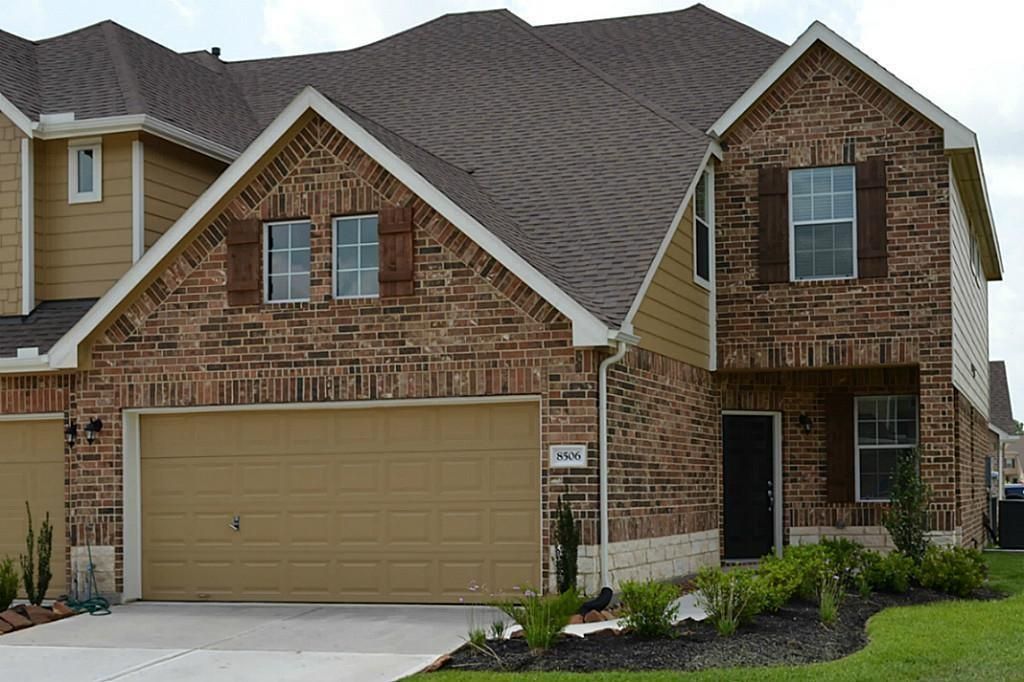 8506 Sunset Loch Drive, Spring, TX 77379