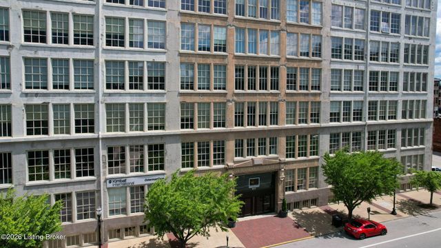 815 W Market St 711, Louisville, KY 40202