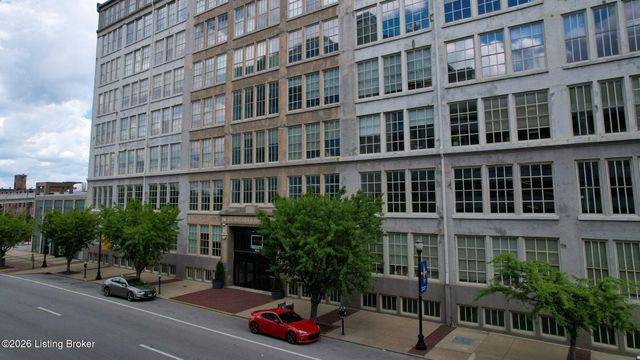 815 W Market St 711, Louisville, KY 40202