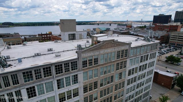 815 W Market St 711, Louisville, KY 40202