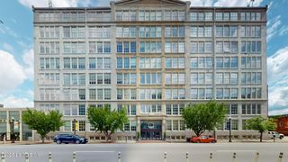 815 W Market St 711, Louisville, KY 40202