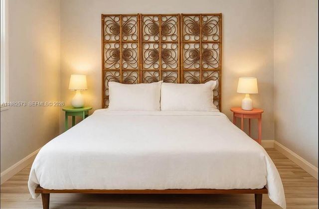 213 N E St, Lake Worth, FL 33460