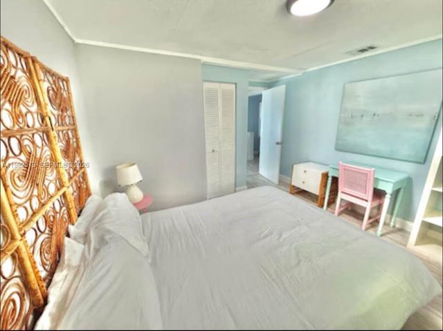 213 N E St, Lake Worth, FL 33460