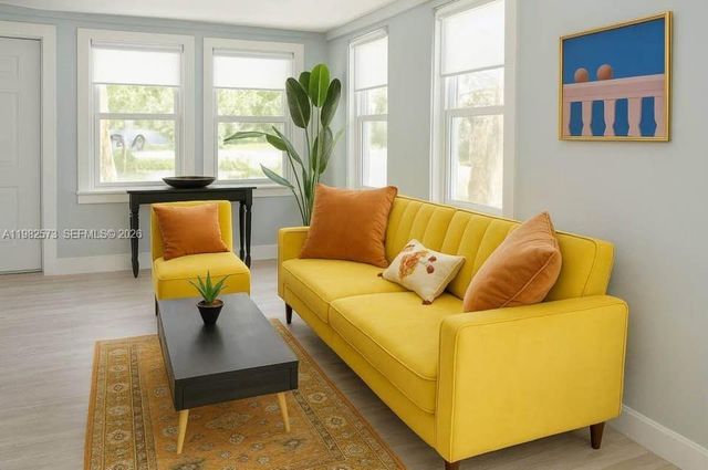 213 N E St, Lake Worth, FL 33460