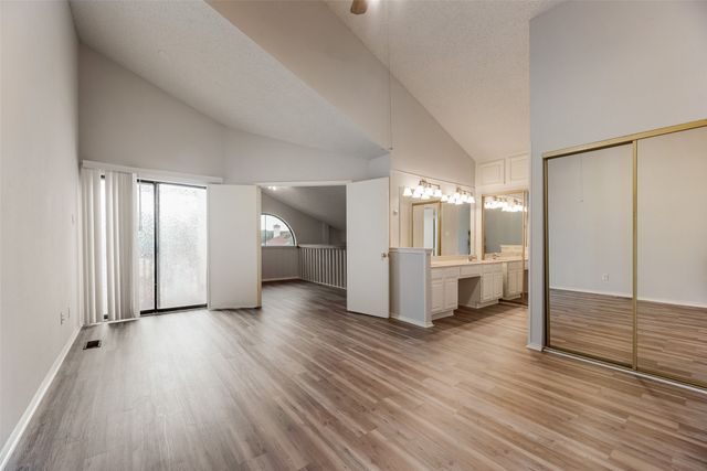 511 Ranch Trail 117, Irving, TX 75063