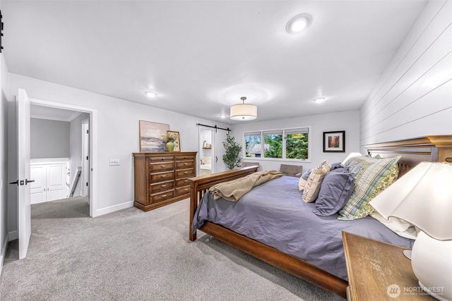 2734 224th Avenue NE, Sammamish, WA 98074