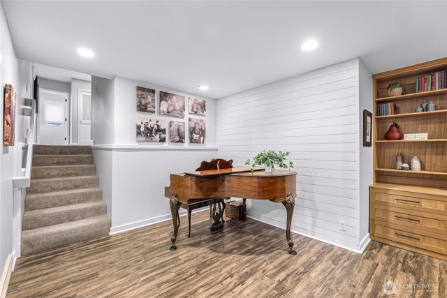 2734 224th Avenue NE, Sammamish, WA 98074