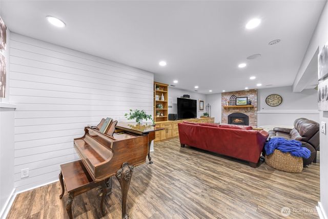 2734 224th Avenue NE, Sammamish, WA 98074