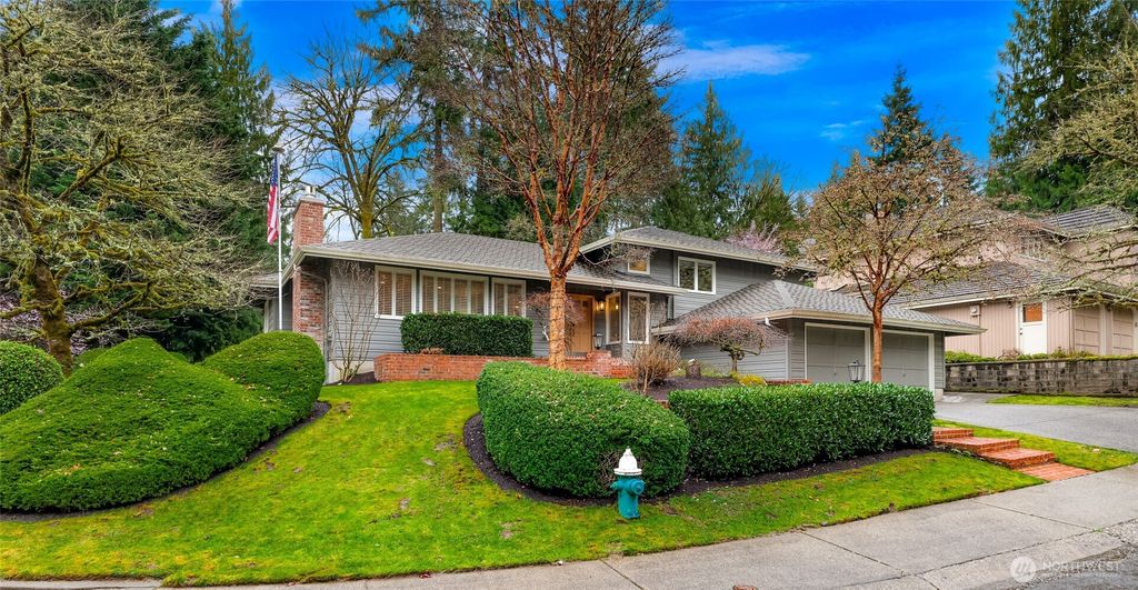 2734 224th Avenue NE, Sammamish, WA 98074
