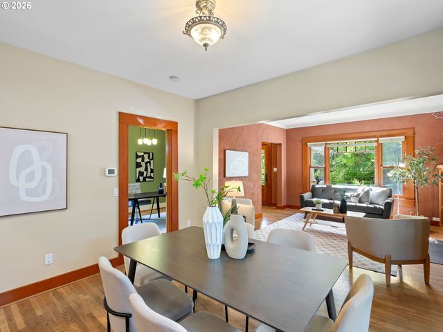 1818 Se 41ST Ave, Portland, OR 97214