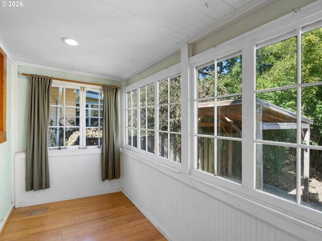 1818 Se 41ST Ave, Portland, OR 97214