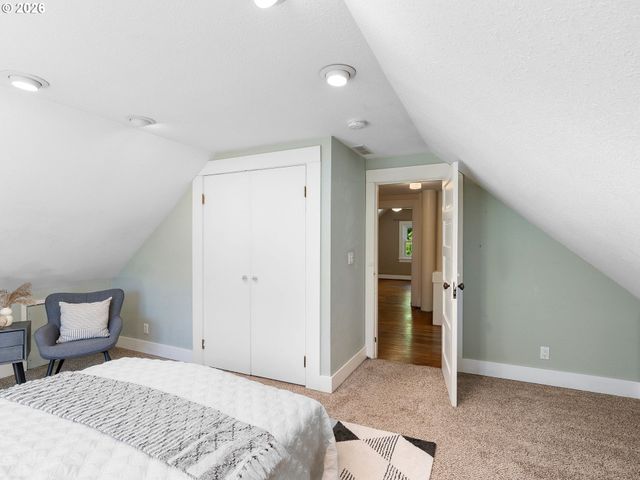 1818 Se 41ST Ave, Portland, OR 97214