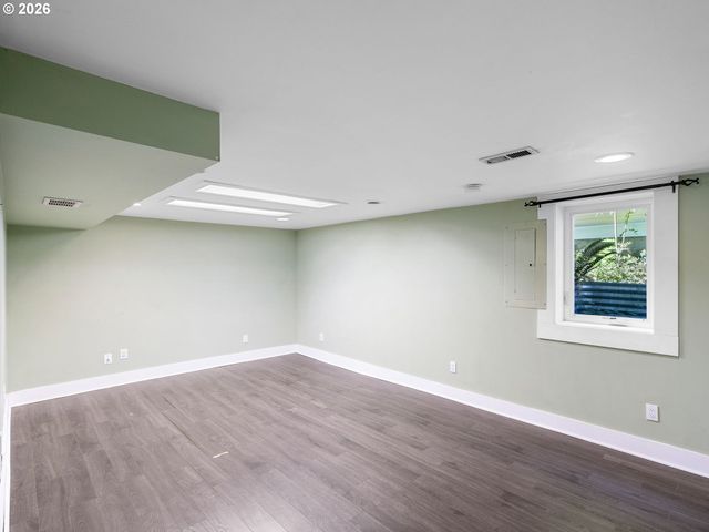 1818 Se 41ST Ave, Portland, OR 97214