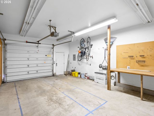 1818 Se 41ST Ave, Portland, OR 97214