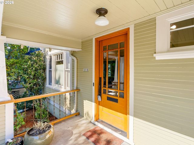 1818 Se 41ST Ave, Portland, OR 97214